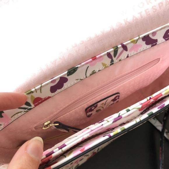 SOLD Kate Spade Floral Laurel Way Boho Purse - Picture 5 of 6
